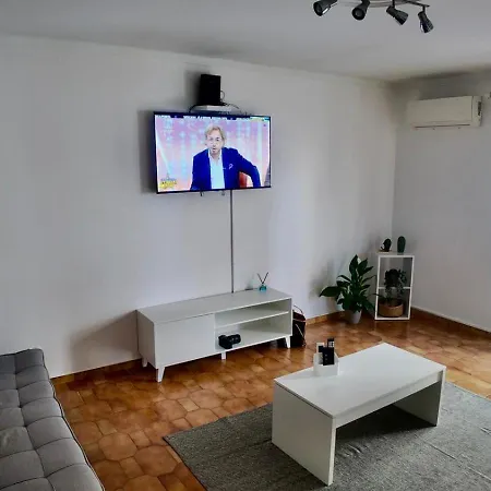 Casa Ines דירה *